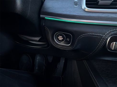 Certified 2020 Mercedes-Benz GLE 350 4MATIC image 13