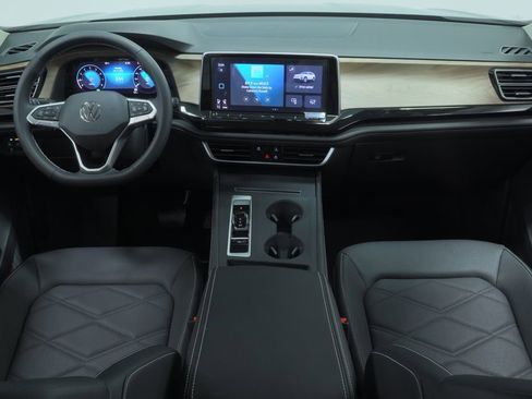New 2026 Volkswagen Atlas SE FWD image 9