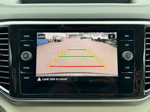 Used 2023 Volkswagen Atlas SEL R-Line AWD/4WD image 15