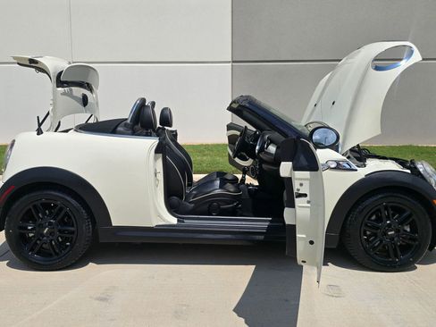 Used 2014 MINI Cooper Roadster S FWD image 18