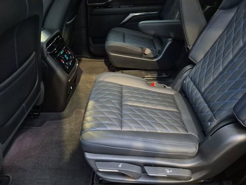 Used 2025 Cadillac Escalade IQ Sport 1 w/ Smart Trailering package image 23