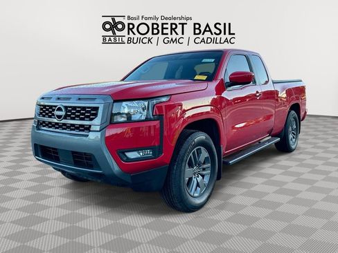 Used 2025 Nissan Frontier SV w/ SV Convenience Package RWD image 1