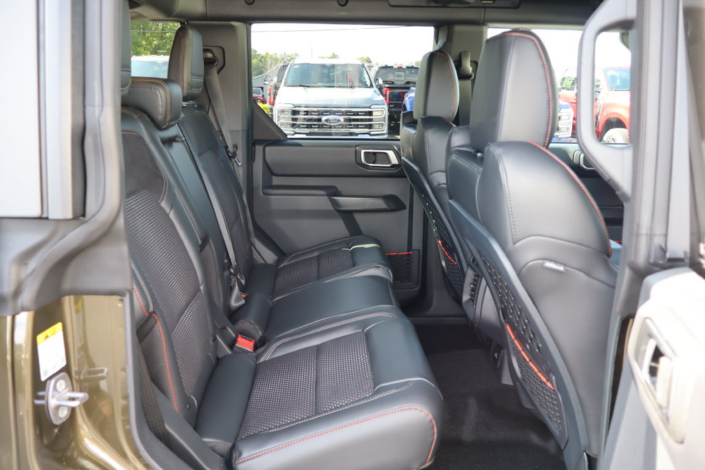 New 2026 Ford Bronco Raptor AWD/4WD image 35