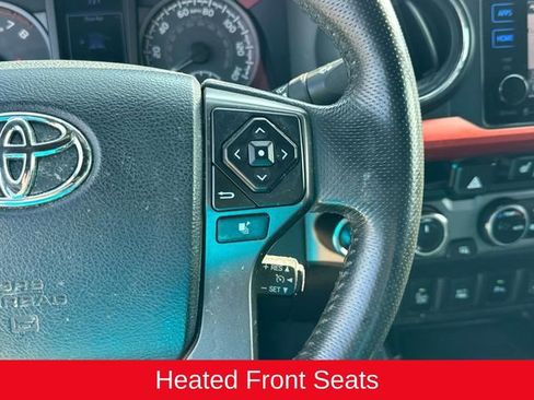 Used 2017 Toyota Tacoma TRD Off-Road image 27