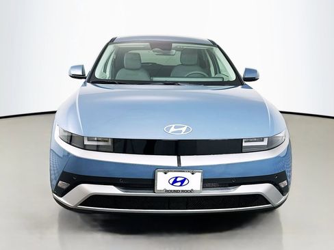 New 2026 Hyundai Ioniq 5 SEL image 2