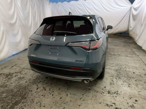 Used 2024 Honda HR-V Sport image 7