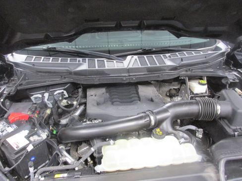 Certified 2021 Ford F150 XLT w/ Equipment Group 302A High AWD/4WD image 43