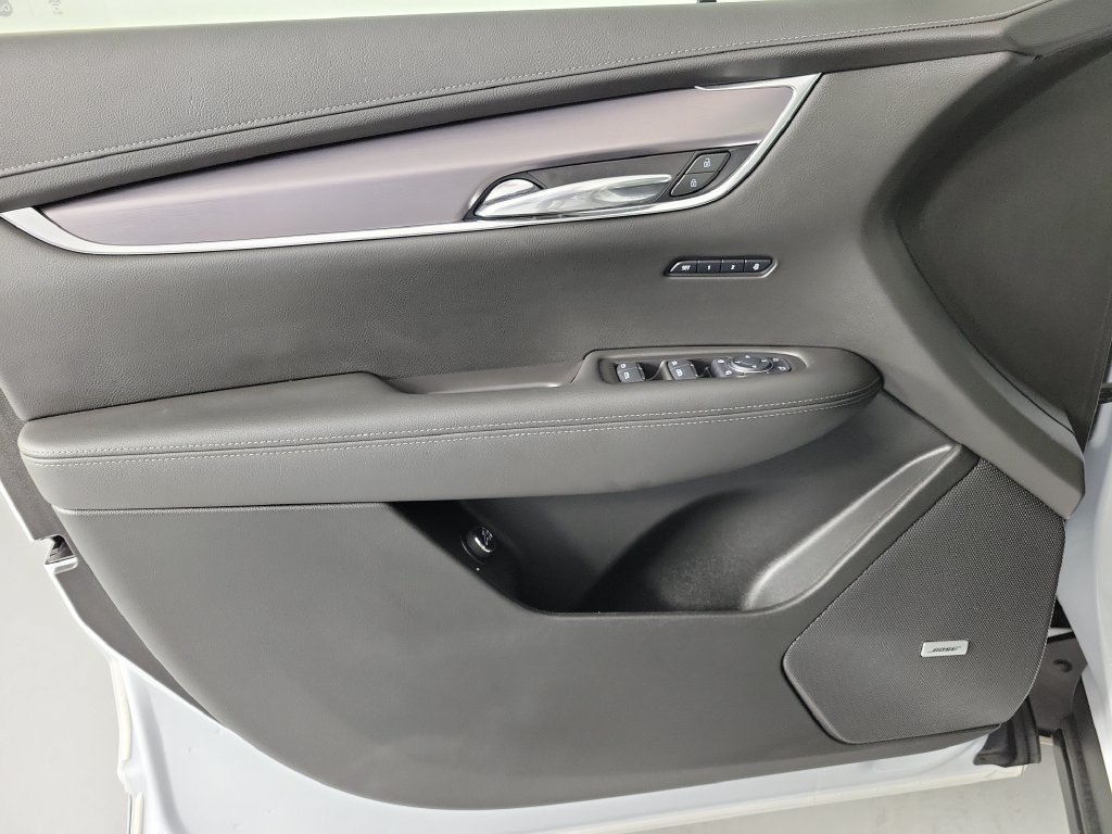 Used 2024 Cadillac XT6 Luxury FWD image 19