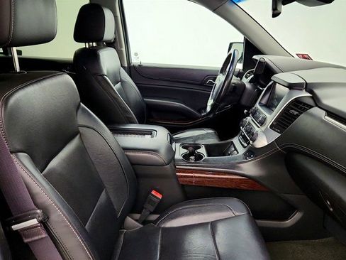 Used 2016 GMC Yukon SLT w/ Open Road Package AWD/4WD image 26