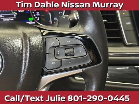 Used 2024 Buick Enclave Premium AWD/4WD image 24