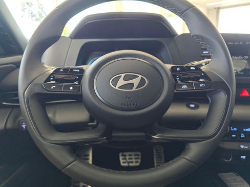 New 2026 Hyundai Elantra Sport FWD image 21