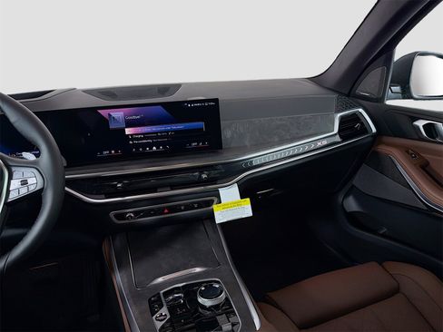 New 2026 BMW X5 xDrive50e w/ Executive Package image 27