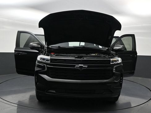 Used 2023 Chevrolet Tahoe RST w/ Luxury Package RWD image 31