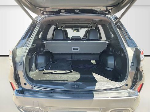 Used 2025 Subaru Forester Limited w/ Popular Package #2 AWD/4WD image 28