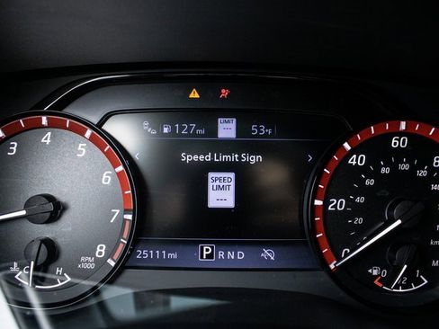 Used 2024 Nissan Frontier Pro-X w/ Technology Package image 13