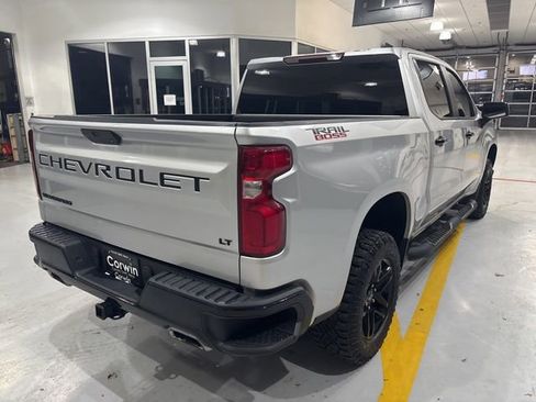 Used 2021 Chevrolet Silverado 1500 LT Trail Boss w/ Bed Protection Package image 9