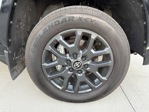 Used 2025 Toyota Tundra Platinum image 12