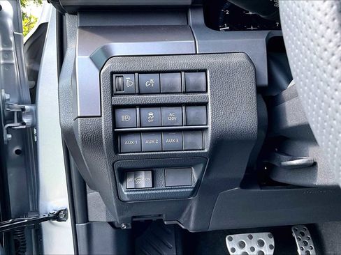 New 2025 Toyota Tacoma TRD Sport image 18