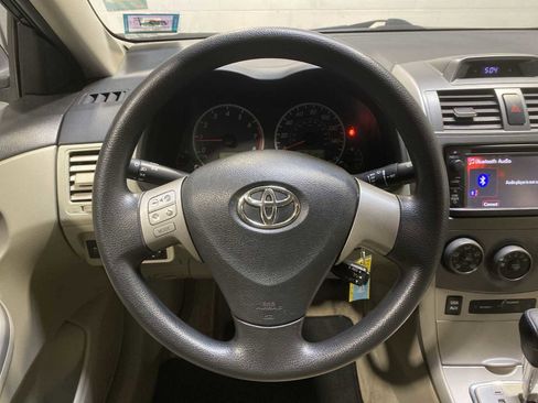 Used 2013 Toyota Corolla LE image 15