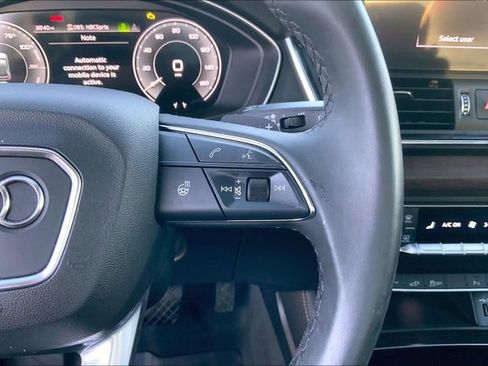 Used 2021 Audi Q5 e Premium Plus w/ Premium Plus Package image 22