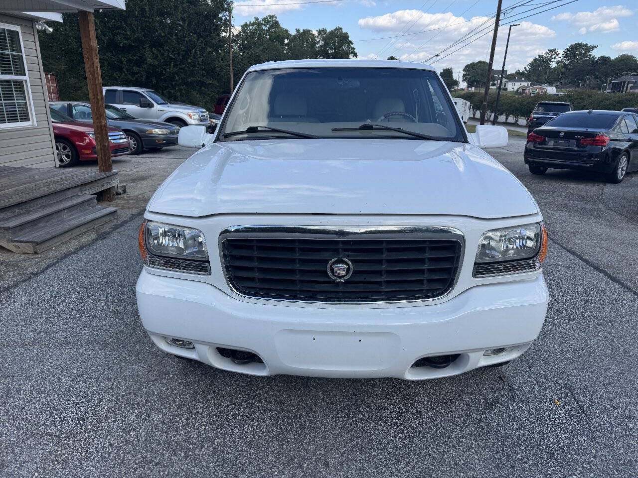 Used 1999 Cadillac Escalade 4WD image 6