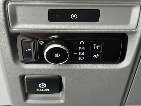 Used 2025 Ford F150 XLT w/ Equipment Group 301A Standard image 24