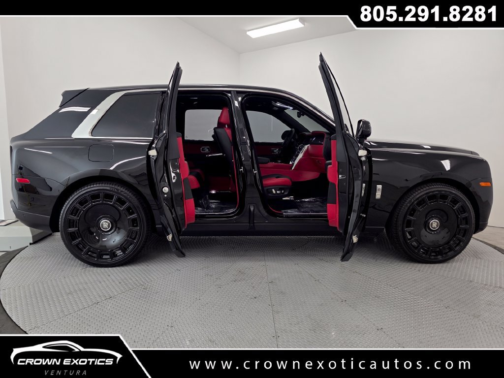Used 2022 Rolls-Royce Cullinan w/ Interior Detailing Package AWD/4WD image 21