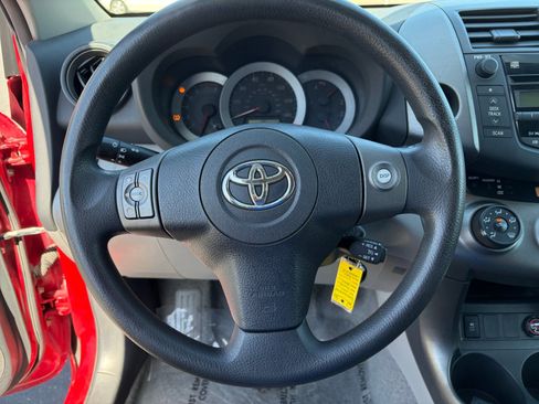 Used 2011 Toyota RAV4 4WD w/ Upgrade Value Pkg image 12