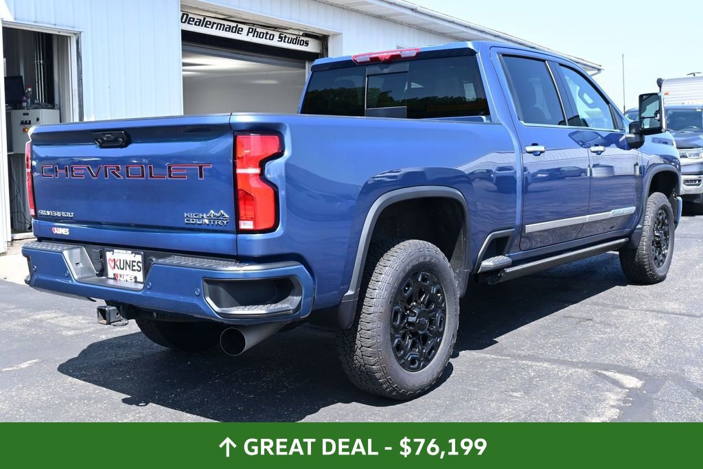 Used 2026 Chevrolet Silverado 3500 High Country w/ High Country Premium Package AWD/4WD image 8