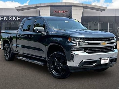 Used 2022 Chevrolet Silverado 1500 LT AWD/4WD image 11