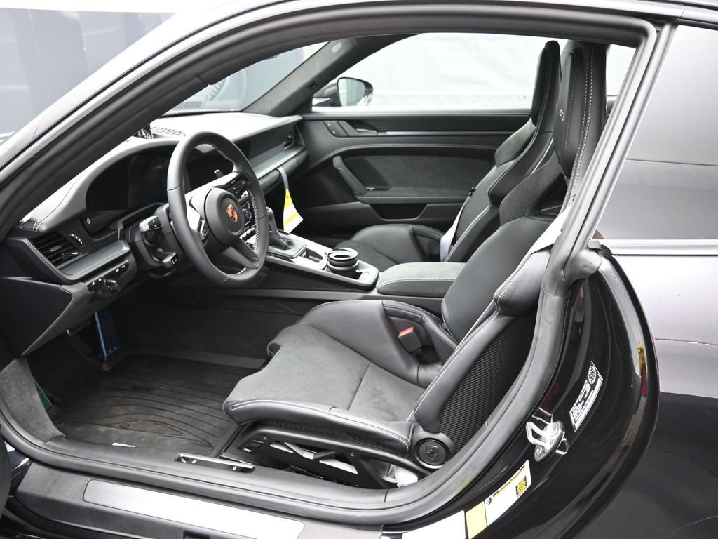 Certified 2026 Porsche 911 GT3 RWD image 6