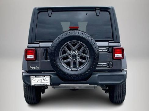 Used 2024 Jeep Wrangler Unlimited Sport AWD/4WD image 6