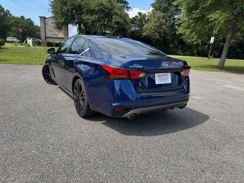 Used 2021 Nissan Altima 2.5 SR FWD image 31
