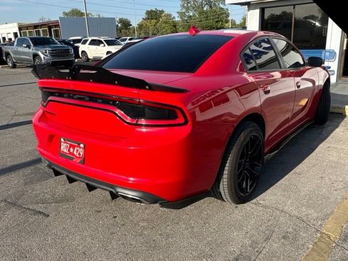 Used 2021 Dodge Charger SXT w/ Plus Group AWD/4WD image 8