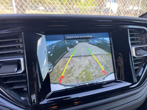 Used 2024 Dodge Durango SXT image 24