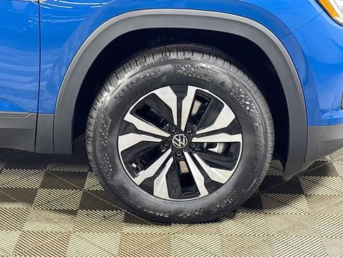 New 2025 Volkswagen Atlas Cross Sport SE image 22