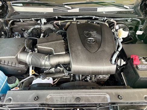 Used 2023 Toyota Tacoma TRD Sport RWD image 28