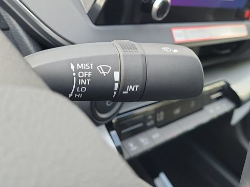 New 2026 Toyota Prius LE FWD image 12