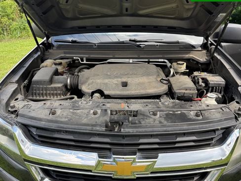Used 2017 Chevrolet Colorado W/T w/ WT Convenience Package RWD image 11