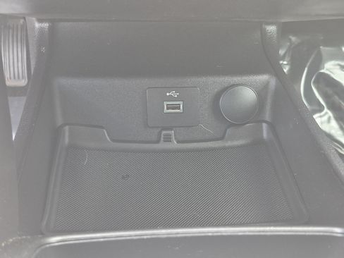 Used 2019 Ford Fusion S FWD image 27
