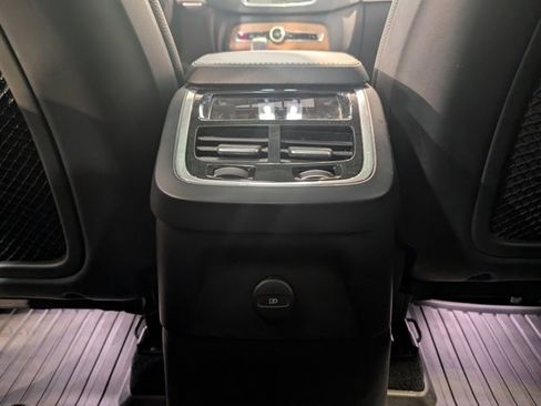 Used 2024 Volvo XC90 T8 Plus w/ Protection Package image 27