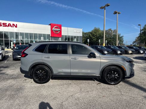 Used 2023 Honda CR-V Sport image 5