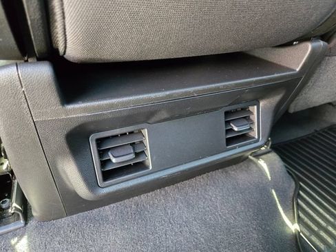Used 2022 Chevrolet Silverado 2500 Custom w/ Custom Convenience Package AWD/4WD image 17