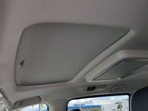 New 2026 Honda Odyssey Elite image 18