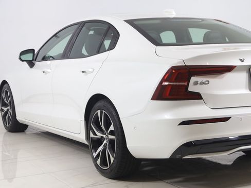 Used 2024 Volvo S60 B5 Plus AWD/4WD image 24