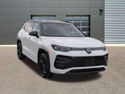 New 2026 Volkswagen Tiguan SE R-Line