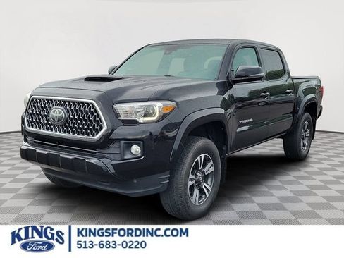 Used 2019 Toyota Tacoma TRD Sport AWD/4WD image 1
