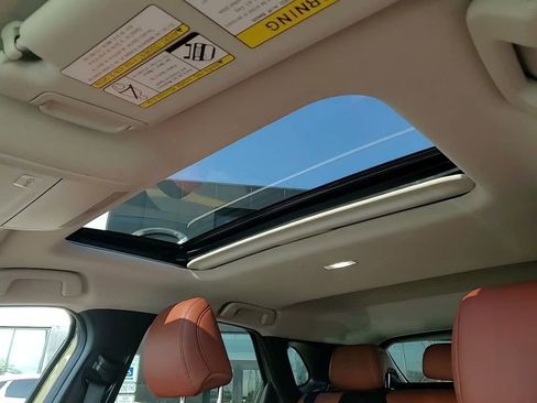 Certified 2025 MAZDA CX-30 Carbon image 25