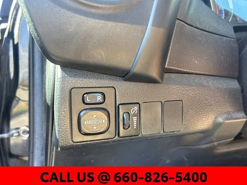 Used 2018 Toyota Corolla SE image 13