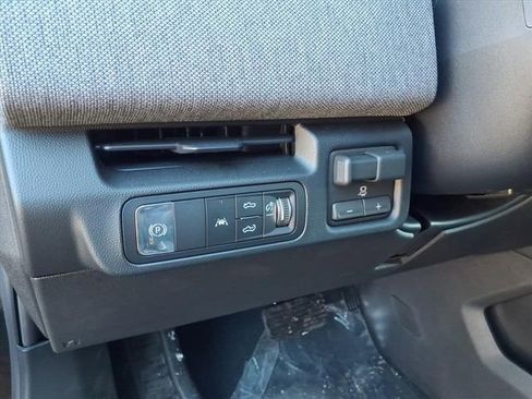 New 2026 GMC Sierra EV Elevation image 17